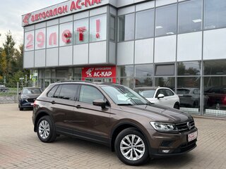 2020 Volkswagen Tiguan II, коричневый, 2250000 рублей, вид 1