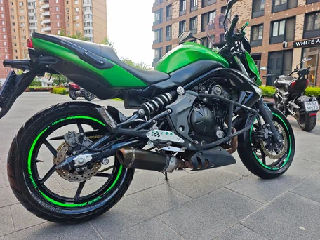 2010 Kawasaki ER-6N, зелёный, 340000 рублей, вид 1