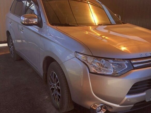 2013 Mitsubishi Outlander III, серый, 1500000 рублей - вид 4