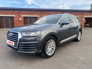 2016 Audi Q7 II (4M), серый, 3090000 рублей, вид 1