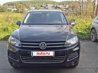 2013 Volkswagen Touareg II, чёрный, 2850000 рублей, вид 2
