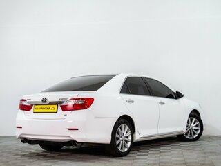 2014 Toyota Camry VII (XV50), белый, 1749000 рублей, вид 4