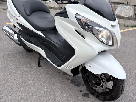 2007 Suzuki Burgman (SkyWave) 250, белый, 210000 рублей, вид 3