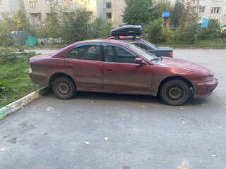 2001 Mitsubishi Galant VIII Рестайлинг, пурпурный, 130000 рублей, вид 2