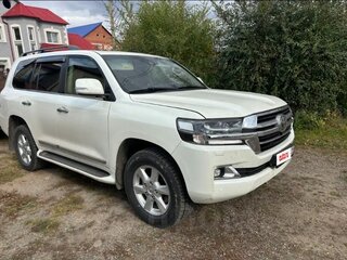 2016 Toyota Land Cruiser 200 Series Рестайлинг 2, белый, 4444444 рублей, вид 1