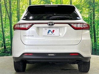 2018 Toyota Harrier III (XU60) Рестайлинг, белый, 2500000 рублей, вид 5