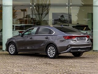 2022 Kia Cerato IV Рестайлинг, серый, 1955000 рублей, вид 4