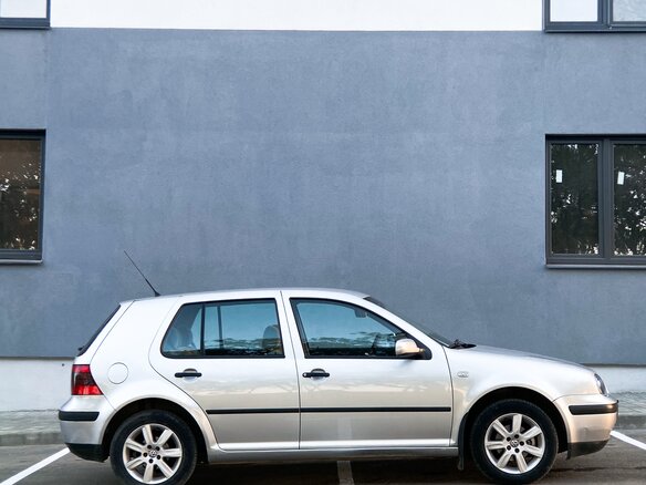 2001 Volkswagen Golf IV, серебристый - вид 7