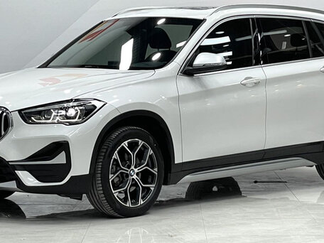 2022 BMW X1 Long 20Li sDrive II (F48) Рестайлинг, белый, 2480000 рублей, вид 5