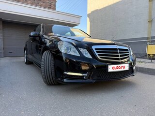 2012 Mercedes-Benz E-Класс 300 IV (W212, S212, C207), чёрный, 1999000 рублей, вид 2