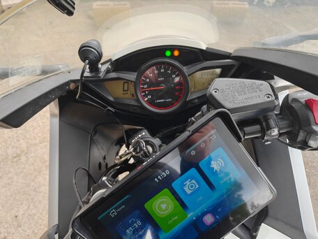 2010 Honda VFR 1200, белый, 820000 рублей, вид 3