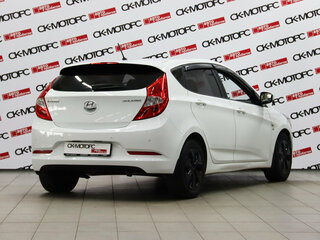 2015 Hyundai Solaris I Рестайлинг, белый, 805550 рублей, вид 4