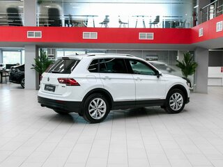 2019 Volkswagen Tiguan II, белый, 1990000 рублей, вид 2