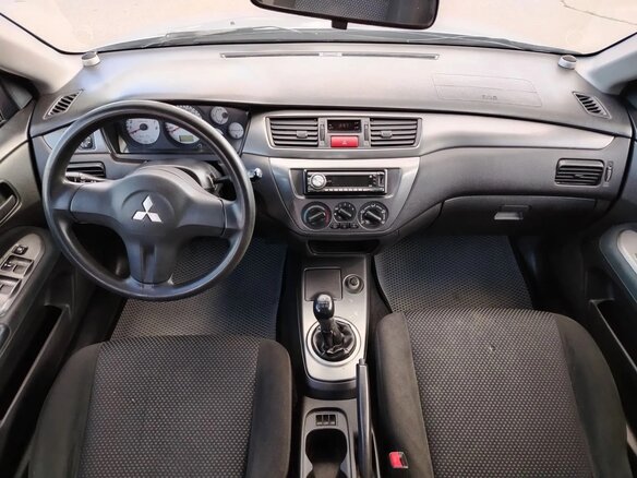 2006 Mitsubishi Lancer IX Рестайлинг, серебристый, 199999 рублей - вид 4