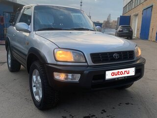 1998 Toyota RAV4 I (XA10), серебристый, 700000 рублей, вид 3