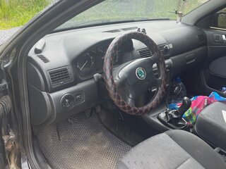 2008 Skoda Octavia I (A4) Рестайлинг, чёрный, 350000 рублей, вид 5