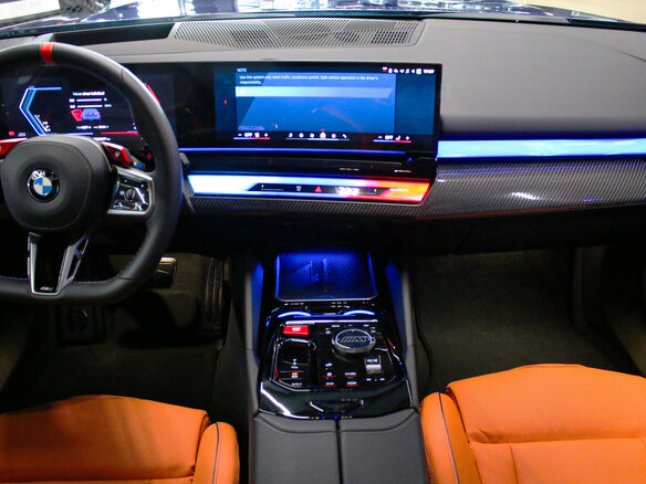 2024 BMW M5 VII (G90), синий, 18799000 рублей - вид 8