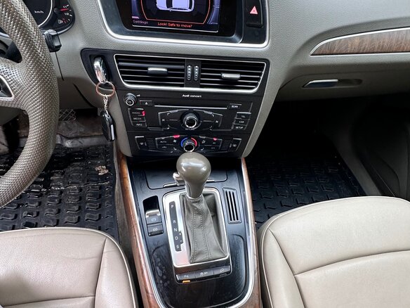 2012 Audi Q5 8tiptronic I (8R), белый, 1800000 рублей - вид 11