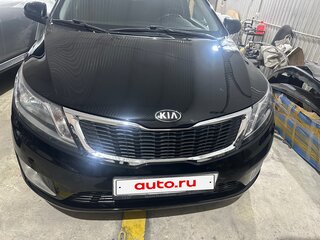 2014 Kia Rio 5-speed III, чёрный, 800000 рублей, вид 1