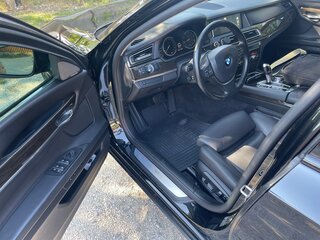 2014 BMW 7 серии Long 750Li xDrive V (F01/F02/F04) Рестайлинг, чёрный, 2800000 рублей, вид 3