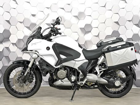 2012 Honda VFR 1200X (Crosstourer), белый, 877000 рублей, вид 4