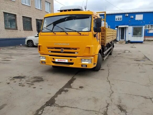 2018 КамАЗ 4308, жёлтый, 2200000 рублей - вид 5