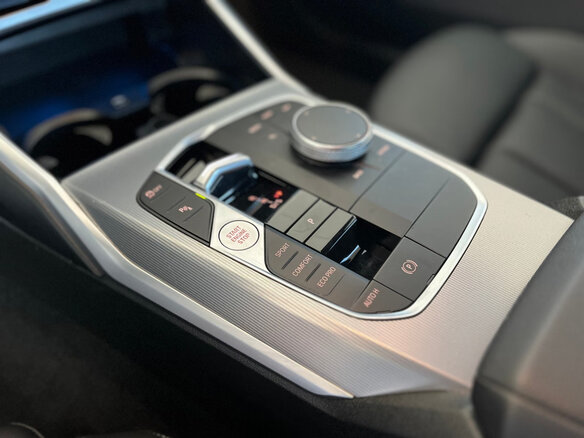 2023 BMW 3 серии 318d VII (G2x) Рестайлинг, чёрный, 3290000 рублей - вид 10
