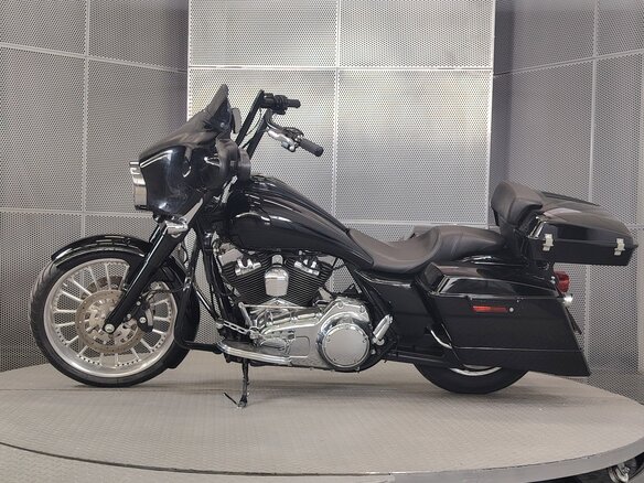 2008 Harley-Davidson Street Glide, чёрный, 769000 рублей - вид 4