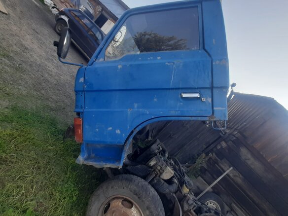 1988 Mazda Titan, синий, 500000 рублей - вид 14