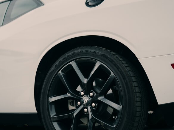 2022 Dodge Challenger R__T III Рестайлинг 2, белый, 10000000 рублей - вид 11