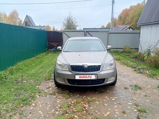 2010 Skoda Octavia DSG7 II (A5) Рестайлинг, серый, 650000 рублей, вид 1