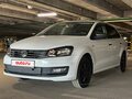 2018 Volkswagen Polo V Рестайлинг, белый - вид 2