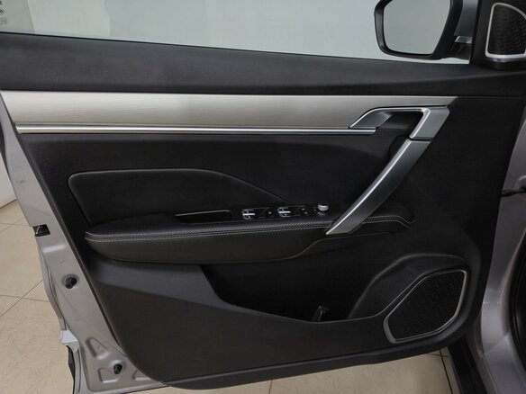 2023 Geely Coolray I, серый, 1765000 рублей - вид 6
