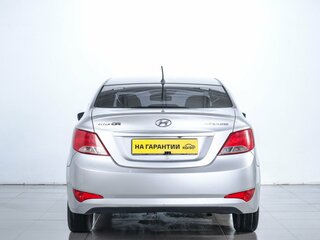 2014 Hyundai Solaris I Рестайлинг, серебристый, 629000 рублей, вид 5