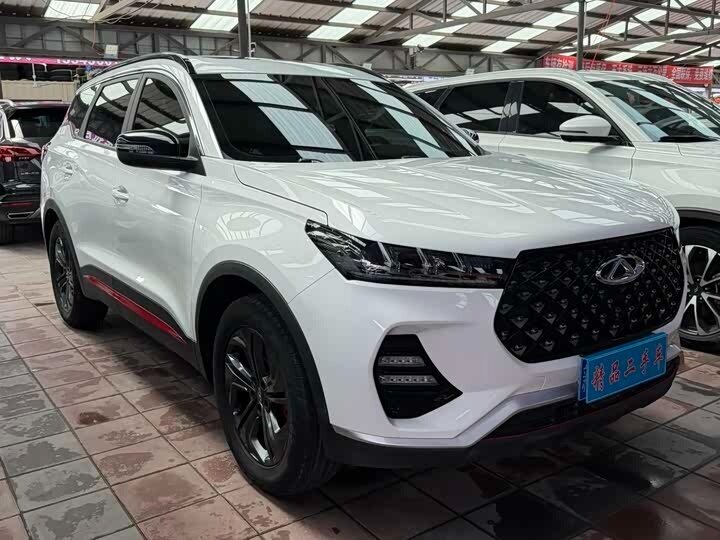 Открыть фотографии: Chery Tiggo 7 II