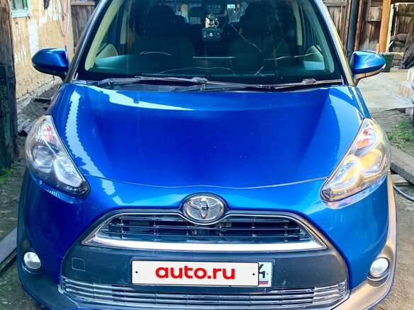 2017 Toyota Sienta II, синий, 1140000 рублей - вид 2