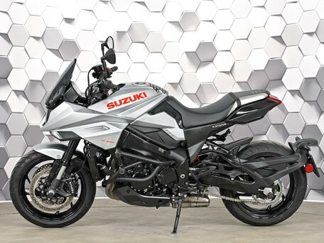 2020 Suzuki GSX-S 1000S Katana, серый, 849000 рублей, вид 4