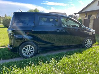 2019 Toyota Sienta II Рестайлинг, чёрный, 1450000 рублей, вид 3