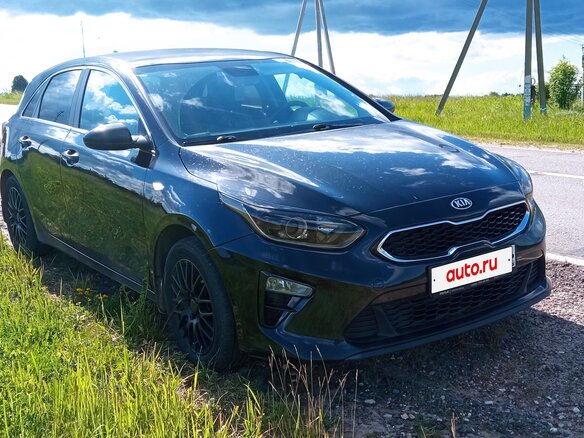 2018 Kia Ceed III, чёрный, 1550000 рублей - вид 3