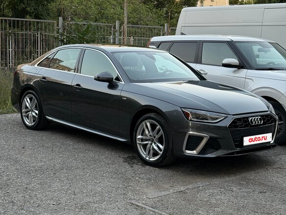 2020 Audi A4 45 TFSI V (B9) Рестайлинг, серый, 3700000 рублей - вид 3