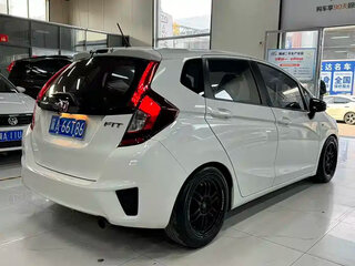 2016 Honda Fit III, белый, 990000 рублей, вид 4