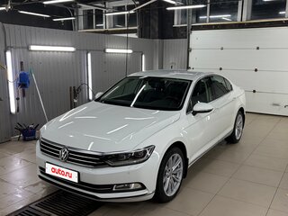 2017 Volkswagen Passat B8, белый, 2450000 рублей, вид 3