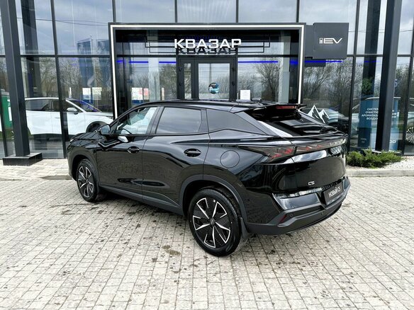 2026 Omoda C5 II, чёрный - вид 6