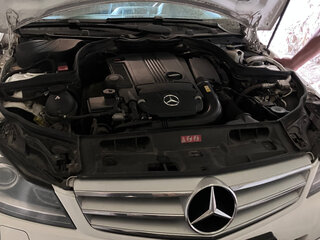 2013 Mercedes-Benz C-Класс 250 III (W204) Рестайлинг, белый, 2000000 рублей, вид 2