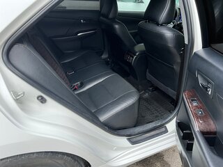 2018 Toyota Camry VII (XV50) Рестайлинг 2, белый, 2050000 рублей, вид 2