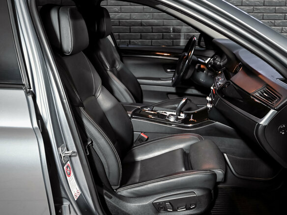 2014 BMW 5 серии 530d xDrive VI (F10/F11/F07) Рестайлинг, серый - вид 11