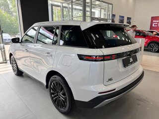 2026 Jeland J6, белый, 2749000 рублей, вид 4