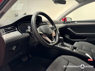2023 Volkswagen Passat B8 Рестайлинг, красный, 2756000 рублей, вид 5