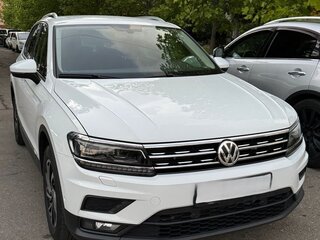 2018 Volkswagen Tiguan II, белый, 2800000 рублей, вид 2