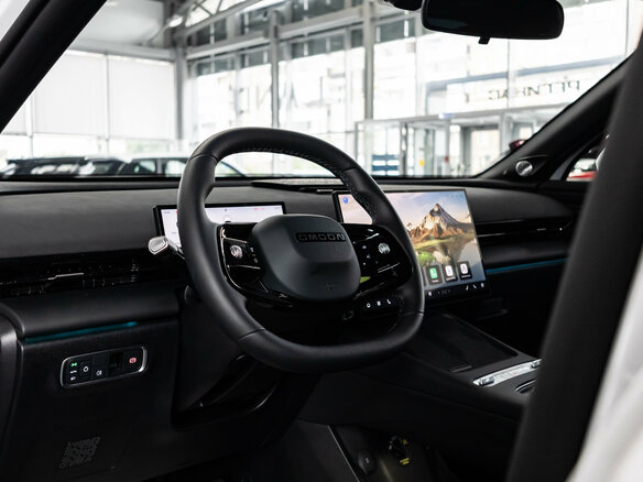 2026 Omoda C7, белый, 3299000 рублей - вид 18